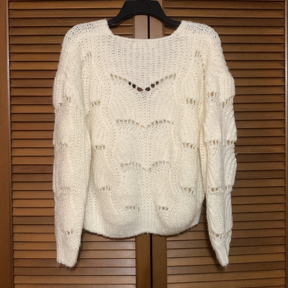 Q&A Cream Knit Button Down Sweater Medium M - Picture 2 of 5